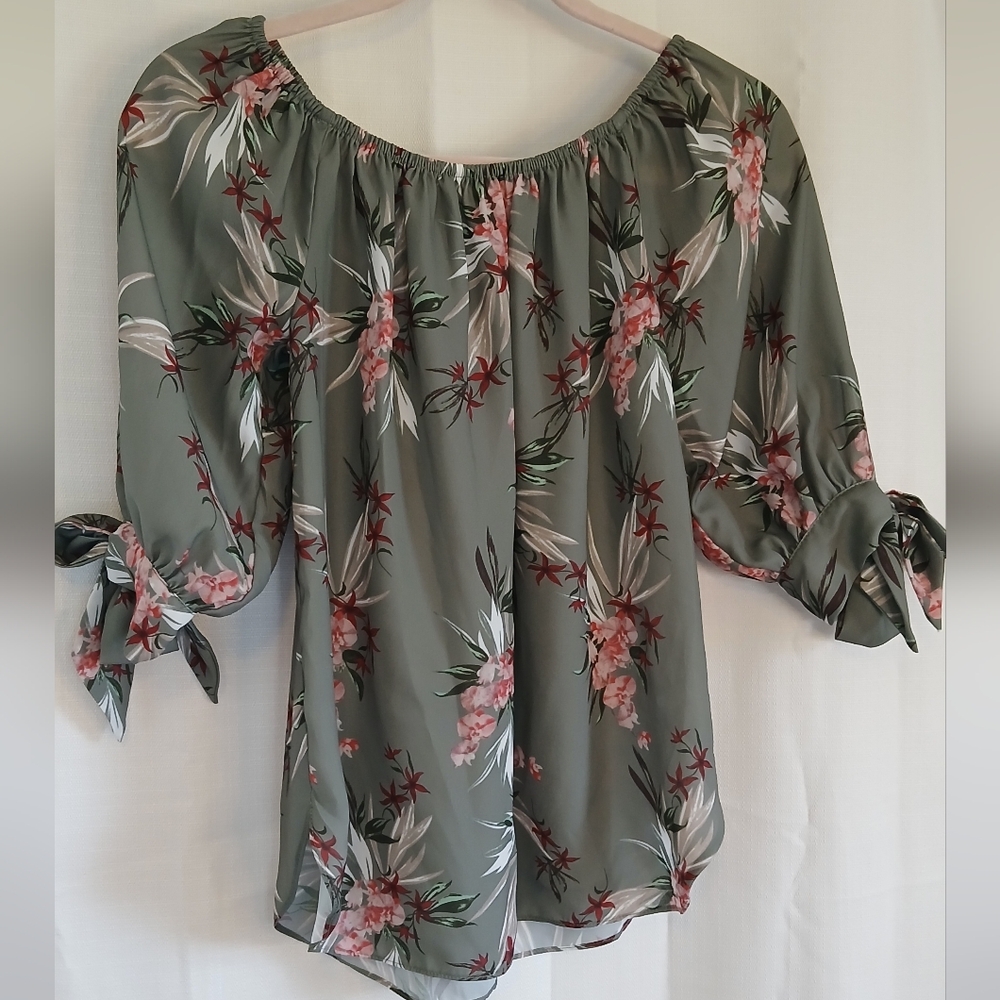 Motion blouse